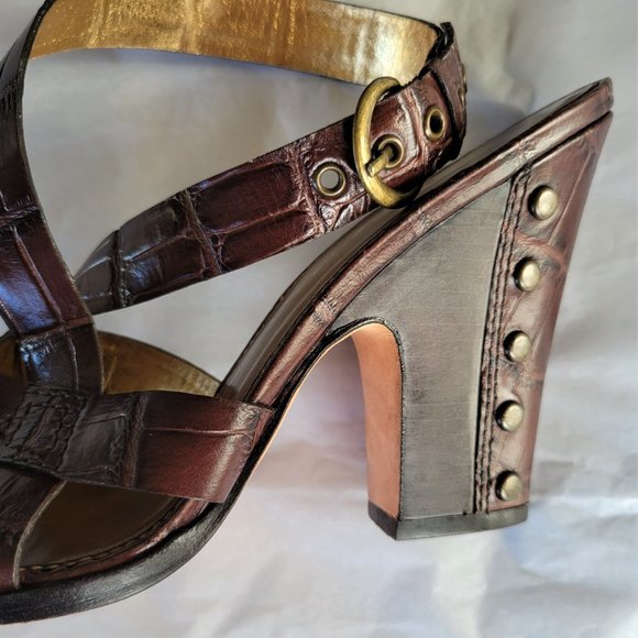 Vince Camuto IMAGINE Brown Mock Croc Leather Sandals 9.5 - Picture 2 of 5